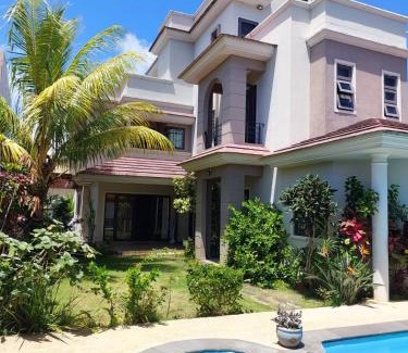 Pereybere Casa | Villa Azalea