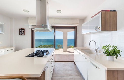 Los Puertos Villa | Villa 'Azohia De Las Palomas' with Sea View, Wi-Fi and Air Conditioning