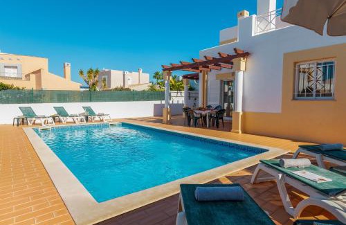 Castelo Villa | Villa Azzurra by Algarve Vacation