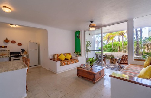Akumal Villa | Villa Balam Ek, Hermosa casa frente al mar en el Mar Caribe!