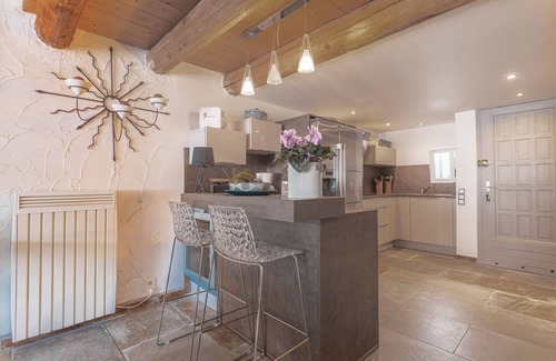 Saint-Raphael Villa | Villa 'Bastidon' with Sea View, Wi-Fi and Air Conditioning