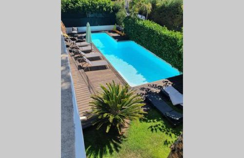 Le Cannet Villa | VILLA BEL AIR CANNES - 240m2 - Freshly completely renovated - Beach - Pool - No Party allowed - No bachelor-ette stay