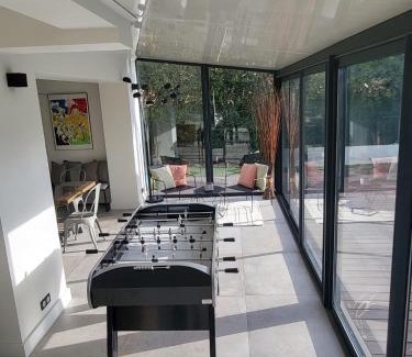 Le Cannet Villa | VILLA BEL AIR CANNES - 240m2 - Freshly completely renovated - Beach - Pool - No Party allowed - No bachelor-ette stay