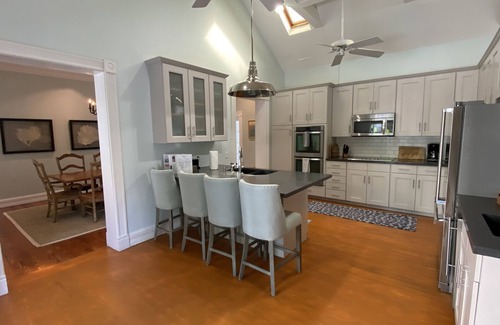 Old Town Villa | VILLA BELLA - AN EXCEPTIONAL 5/4 ISLAND HOME-Convenient to Old Town