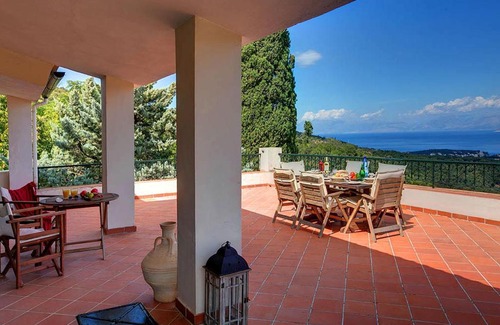 Petaleia Villa | Villa Bella Vista Corfu