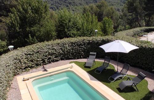 Sillans-la Cascade Villa | Villa bellevue