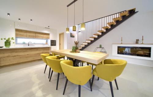 Moscenicka Draga Villa | VILLA - BELLISSIMA Malinska with private heated pool and table tennis - smart TV