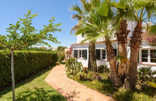 Cap d'Artrutx Villa | Villa Bellviure by Mauter Villas