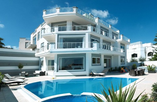 High Ridge Villa | Villa Belvedere 133