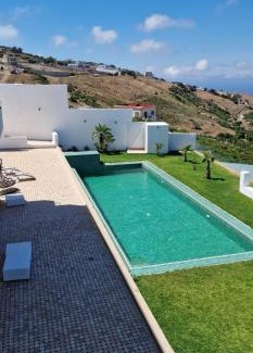 Al Bahraoyine Villa | Villa Beni Mejmel avec vue exceptionnelle