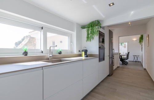 Calpe Villa | Villa "Bennu - Lujo Y Confort" cerca de la playa con piscina privada y Wi-Fi
