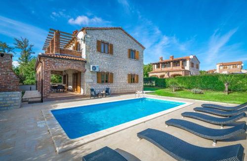 Butkovici Casa | Villa Berenice