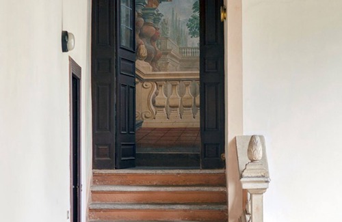Azzate Apartamento | Villa Berla. Frescoed Flat