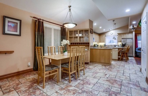 Kit Carson Casa | Villa Bernardo -4BR- Game Room & Family Fun!