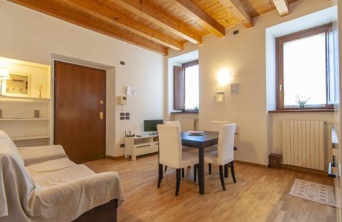 Caprino Veronese Apartamento | Villa Bevilacqua - Nuovo bilocale moderno,piscina