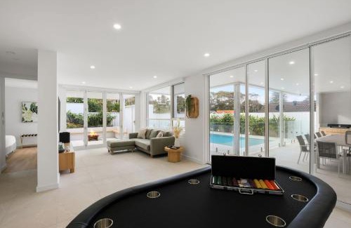 Caves Beach Casa | Villa Bianco