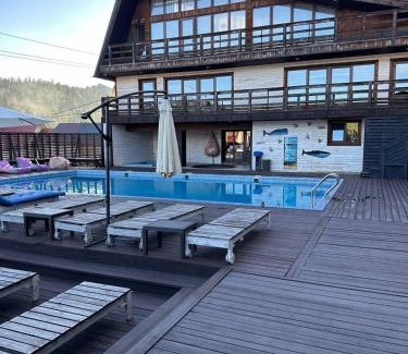Polyanytsya Hotel | Villa Blanc