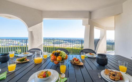 Cerro de Aguia Villa | Villa Blue Lagoon by Algarve Vacation