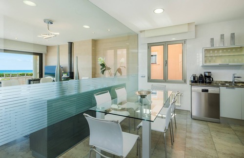 Son Serra de Marina Villa | Villa 'Bohemi' Frente al mar, Wi-Fi y aire acondicionado en las habitaciones