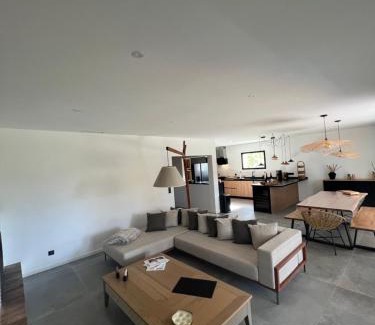 Hyeres Villa | Villa bord de mer