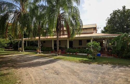 Case-Pilote Casa | Villa Bord de mer