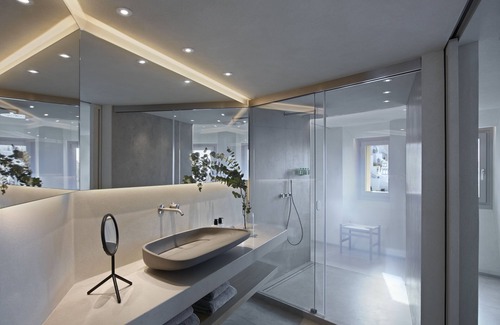 Fira Hotel | Villa Bordeaux