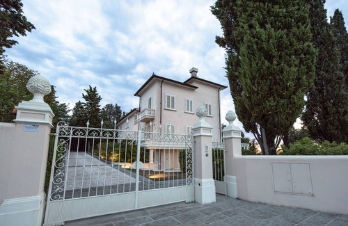 Montespertoli Villa | Botinaccio villa con piscina