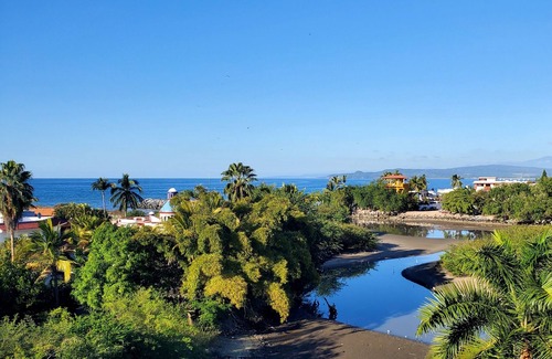 Rincón de Guayabitos Casa | VILLA BOZENNA es un paraíso escondido en la zona residencial de Rincón de Guyabitos