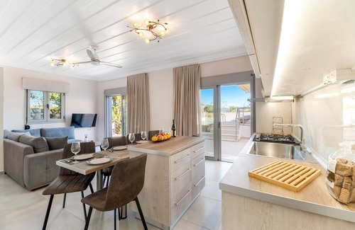 Spanokhorion Villa | Villa 'Brandnew Exclusive Lefkada Gr' con vistas al mar, Wi-Fi y aire acondicionado