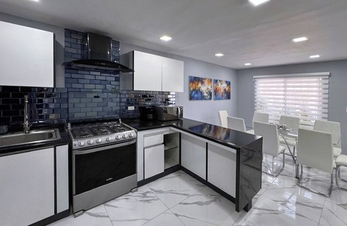 Centro de Cancún Villa | Villa Brisas Bahía Azul para 10 personas con 4 hab, 3 baños, sofa cama en Cancún