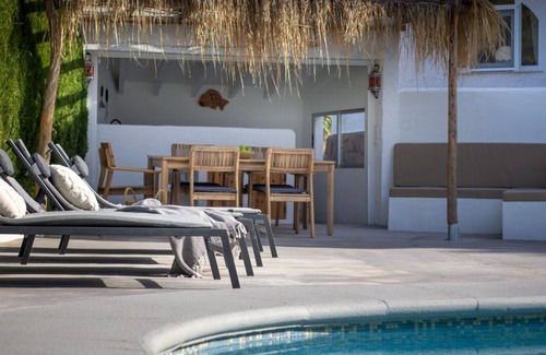 Media Luna Villa | Villa BUENA VIDA by Abahana Villas