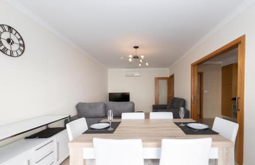 Vila Nova De Cacela Casa | Villa Buganvilia by ALGARVEMANTA