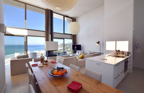 Bolonia Villa | Magnífico chalet de diseño con impresionantes vistas al mar
