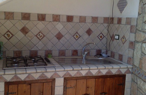 Isola delle Femmine Cabaña | Villa Butterfly1 with a veranda and outdoor shower by the sea and cultural sites