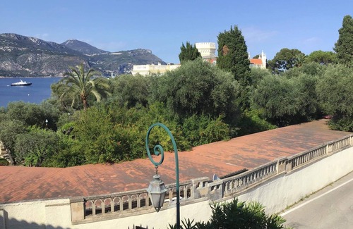 Saint-Jean-Cap-Ferrat Villa | Villa a 10m de la playa