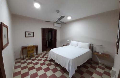Ensanche Miramar Cama Y Desayuno | Villa Carolina Bed and Breakfast