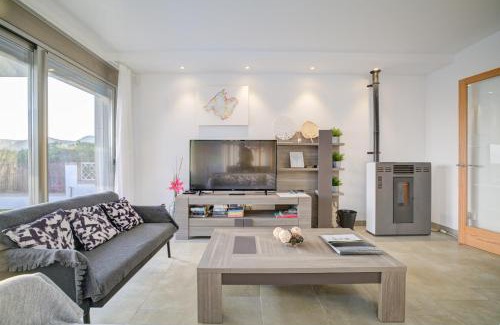 Urbanizacion S'Estanyol Casa | Villa Ca'n Tugores by Rentallorca