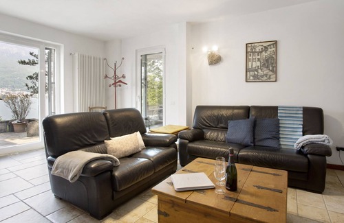 Oliveto Lario Villa | Villa "Ca Verda mi Bellagio" con vistas al lago, Wi-Fi, terraza y jardín; aparcamiento disponible