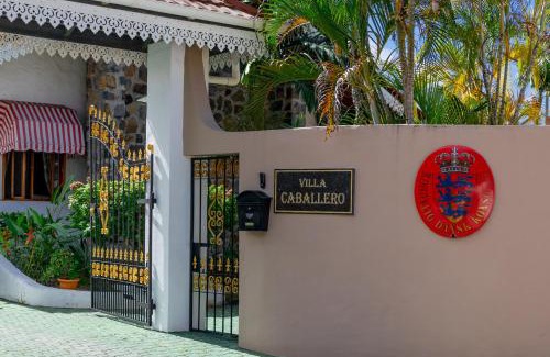 Mahe Island Chalet De Esquí | Villa Caballero