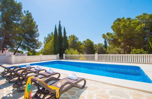 Urbanitzacio la Fustera Villa | Villa CALIFORNIA by Abahana Villas