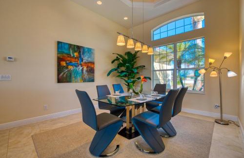 Caloosahatchee Villa | VILLA CALLA - 3 BEDS - 4,5 BATHS - 6 GUESTS - GULF ACCESS & POOL/SPA - INCL.10% OFF BOAT RENTAL