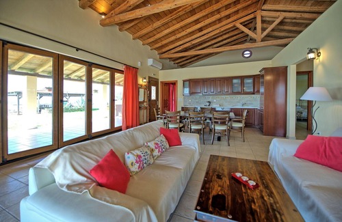 Acharavi Villa | Villa en Acharávi con 3 habitaciones, capacidad 6