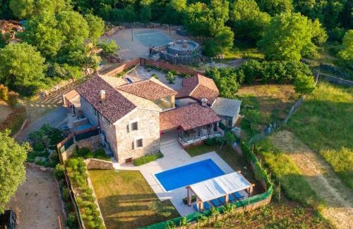 Vrbnik Villa | Villa Campiello heated pool