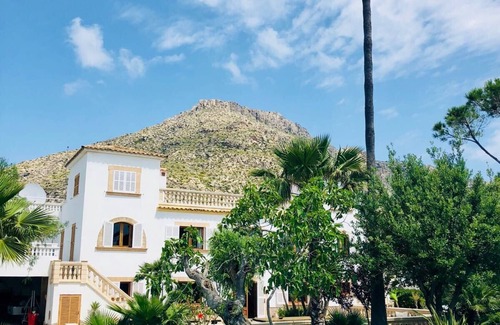 Puerto de Pollensa Villa | A poca distancia del centro de la ciudad y la playa. Gran piscina privada.