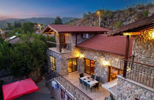 Fethiye Apartamento | Villa Candy Stone, Private Pool Villa for 8 People