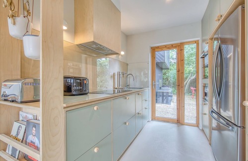 Piraillan Villa | Villa 'Cap-Ferret, Vue Bassin-pinède' con terraza compartida, jardín privado y Wi-Fi