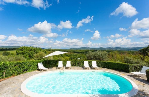 Montegabbione Villa | Villa Caporlese: Large Private Pool, WiFi