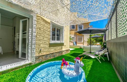 Torrevieja Villa | Villa Capricho Playa - Palm Beach