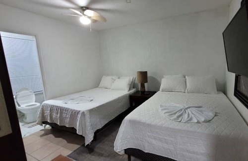 Corozal Casa | Villa Caribeña La ceiba Honduras