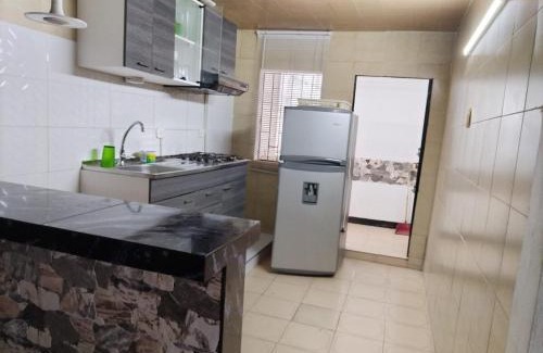 Mesitas del Colegio Casa | Villa Carmelita
